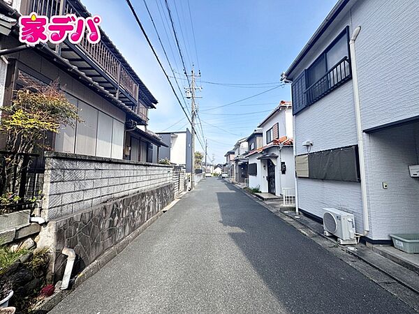 前面道路：南側約5ｍ幅（位置指定道路）