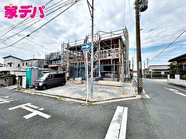 【1号棟】上棟しました！ ・長期優良住宅 ・オール電化 ・角地 ・全室南向き ・3LDK ・LDK20帖 ・全居室WICもしくはCL付 ・シューズクローク ・食器洗浄乾燥機 ・並列駐車3台 