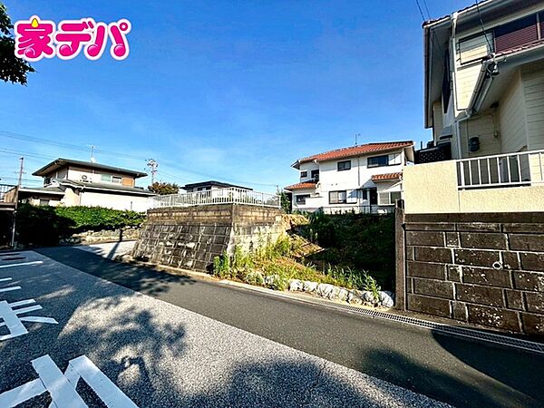 知識豊富なスタッフが各種オプションや住宅ローンのご相談にご対応致します。