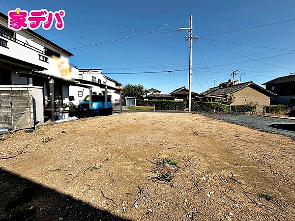 保育園や小学校が近くお子様のいるご家庭も安心。