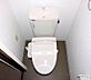 トイレ：シャワー機能付トイレを設置してます。 