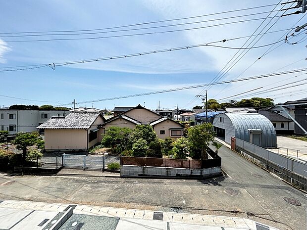 閑静な街並みの眺めは、心も体も落ち着きますね。