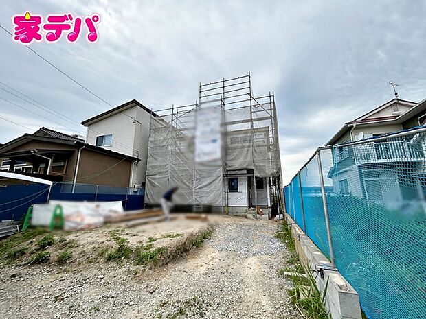 住宅ローンにご不安のあるお客様も、まずはお気軽にご相談下さい。お客様に最適な資金計画と金融機関をご案内いたします。