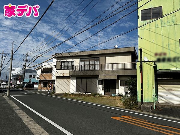 地域に密着した不動産販売でお客様のニーズに、経験豊富なスタッフが柔軟に対応させていただきます。