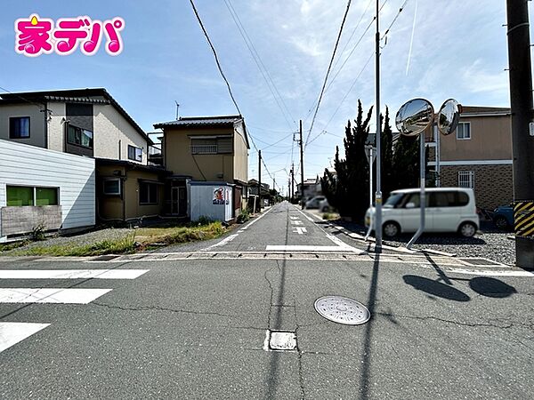 前面道路：北西側約5.4ｍ幅