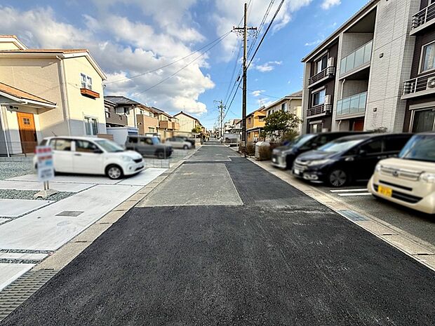 前面道路：南側約5.4ｍ幅