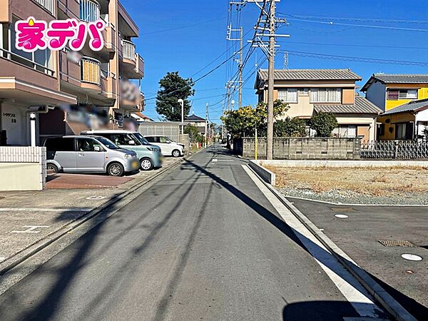 前面道路：公道西側約4ｍ幅