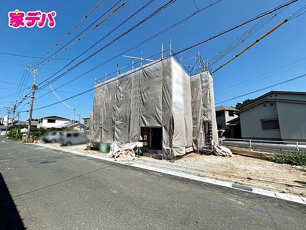 上棟しました。ご見学希望のお客様につきましては同型同仕様の物件にご案内いたします