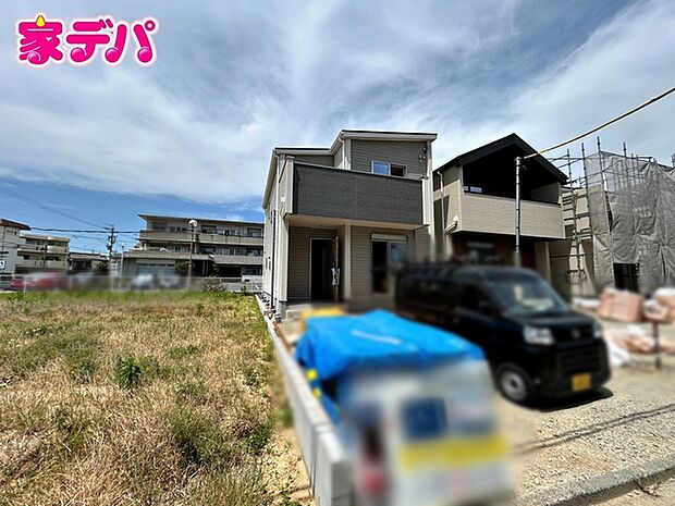 現地や周辺環境も一緒にご確認いただけます。現地ご案内いたします。お気軽にお問合せください。(左側の建物です)