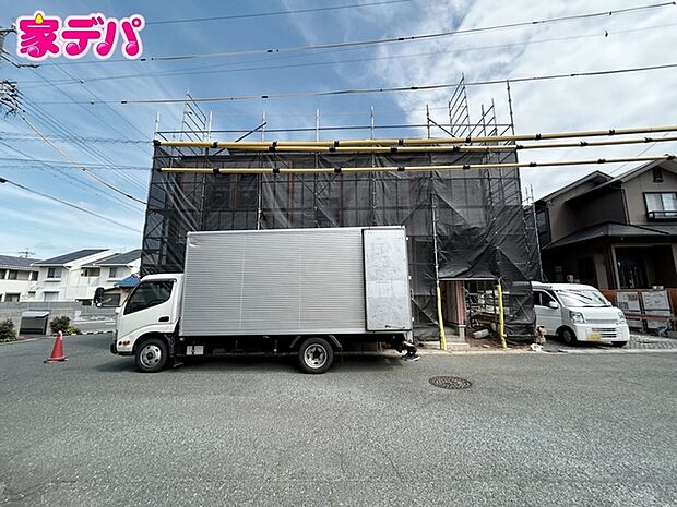 知識豊富なスタッフが各種オプションや住宅ローンのご相談にご対応致します。