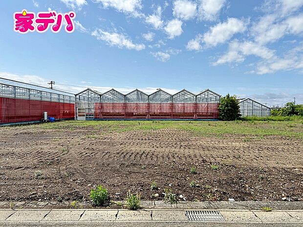 建築予定地です。ご見学希望のお客様につきましては同型同仕様の物件にご案内いたします