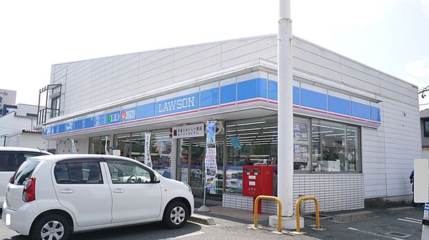 ローソン 豊橋牛川通店(390m)