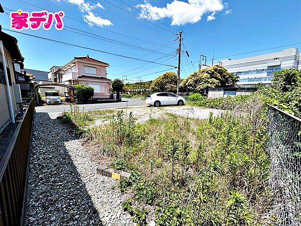 資料のご請求も迅速に対応させていただきます。住宅ローンのご相談もお気軽にお問い合わせください。
