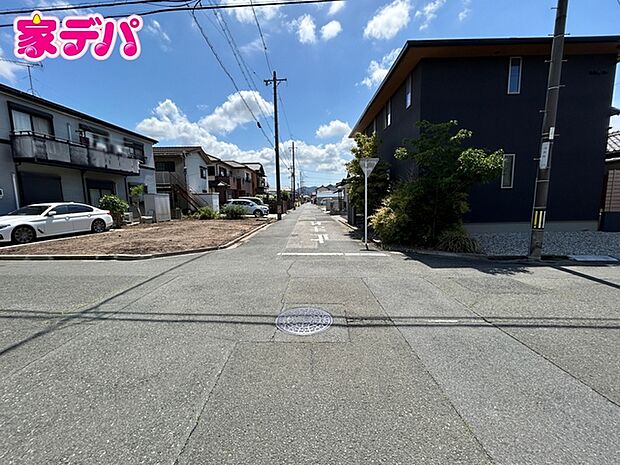 前面道路:南側約5.4m幅