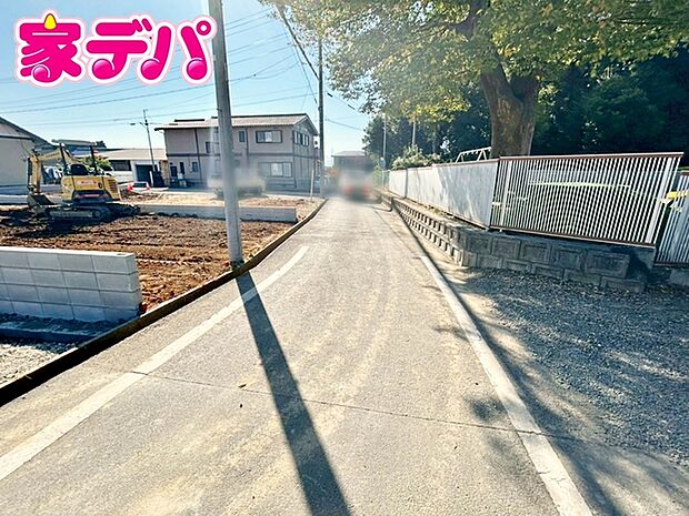 静かな住宅街で、車の出入りもスムーズです。