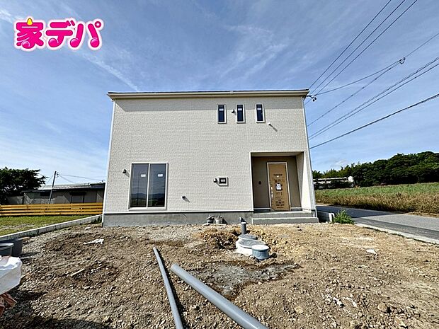 地域に密着した不動産販売でお客様のニーズに、経験豊富なスタッフが柔軟にご対応させて頂きます。