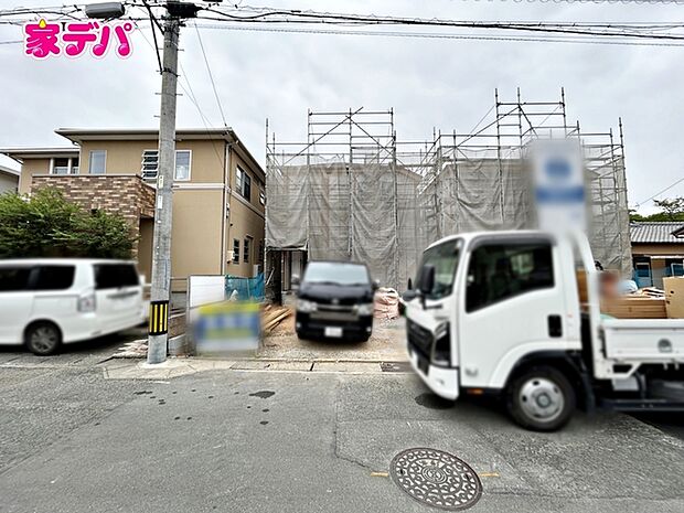 住宅ローンにご不安のあるお客様も、まずはお気軽にご相談下さい。お客様に最適な資金計画と金融機関をご案内いたします。
