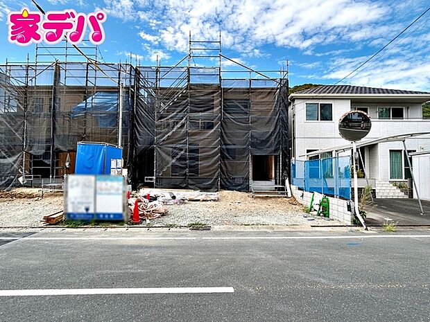 【2号棟】上棟しました！ ・日当たり良好 ・長期優良住宅 ・4SLDK ・LDK17.7帖、隣接洋室3.7帖 ・全居室収納完備 ・納戸 ・パントリー ・2部屋からアクセスできるインナーバルコニー 