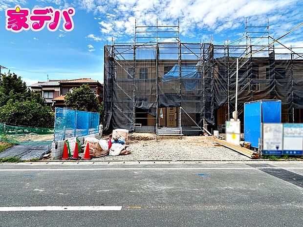 上棟しました！ご見学希望のお客様につきましては現地の他に同社の完成物件にて設備や仕様などご確認いただけます。 