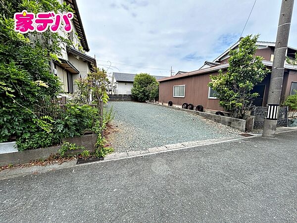 建築条件がなく、ご家族にあった間取りやデザインなどが選べ、こだわりの家づくりができます！
