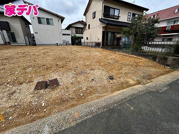 【2号棟】建築予定地です! ・長期優良住宅 ・3LDK ・LDK18.1帖 ・全居室収納完備 ・パントリー ・WIC ・リビング階段 ・整形地 ・駐車場並列2台可