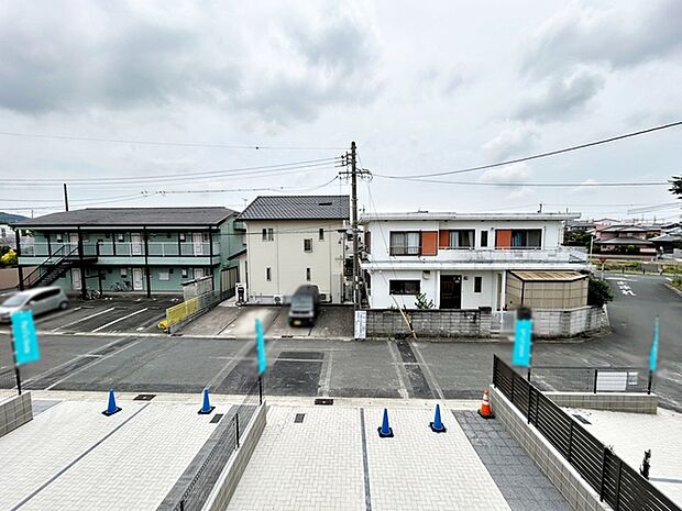 閑静な街並みの眺めは、心も体も落ち着きますね。  
