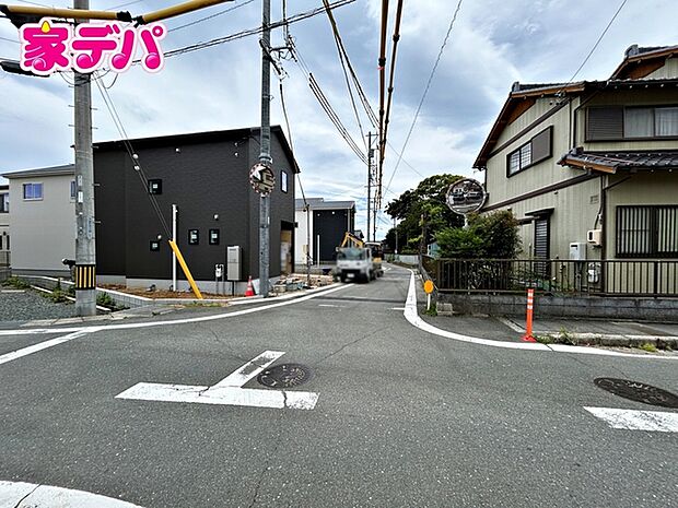前面道路：南西側 