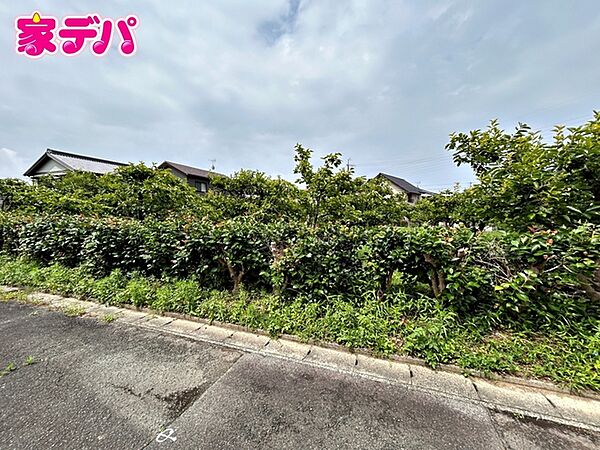整形地なので、形がきれいで建物も建てやすく、駐車場やお庭の計画もしやすいお土地です！