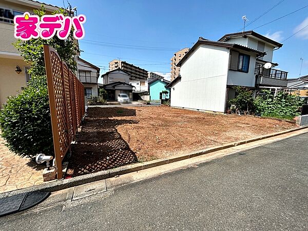 【南側】現況更地、確定測量済のため、すぐに建てられます！
