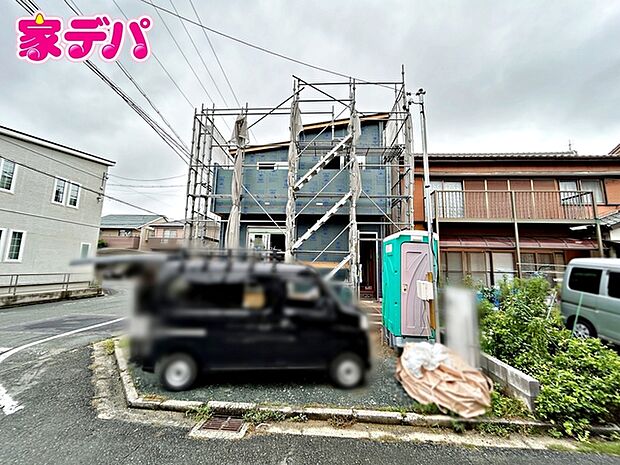 住宅ローンにご不安のあるお客様も、まずはお気軽にご相談下さい。お客様に最適な資金計画と金融機関をご案内いたします。