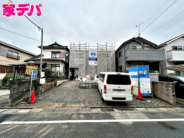 住宅ローンにご不安のあるお客様も、まずはお気軽にご相談下さい。お客様に最適な資金計画と金融機関をご案内いたします。