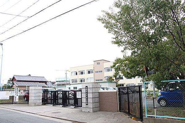 牟呂小学校（240m）