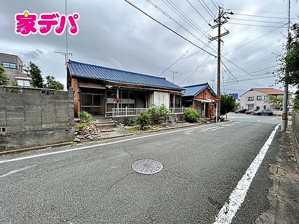 資料のご請求も迅速に対応させていただきます。住宅ローンのご相談もお気軽にお問い合わせください。