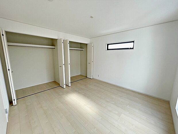 【施工例】お子様の一人部屋に最適な居室です。クローゼット付きで自然とお片付けできる環境に！  