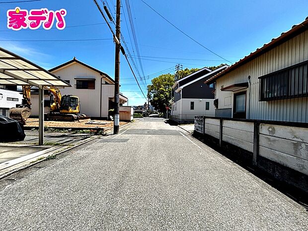 前面道路：側約6ｍ幅 