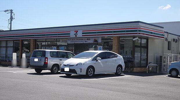 セブンイレブン豊橋中岩田2丁目店（220m）