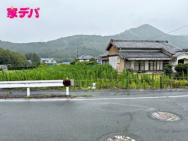 資料のご請求も迅速に対応させていただきます。住宅ローンのご相談もお気軽にお問い合わせください。