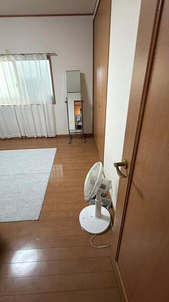 洋室を拡大表示