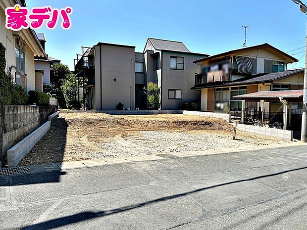 現地や周辺環境もあわせてご確認いただけます。現地ご案内いたします。お気軽にお問い合わせください。実際の陽当たりや前面道路、周辺の環境などもぜひ現地でご確認ください。スタッフが丁寧にご案内いたします。