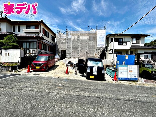 上棟しました!ご見学希望のお客様につきましては現地の他に同社の完成物件にて設備や仕様などご確認いただけます。