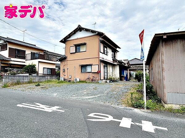 地域に密着した不動産会社として、お客様のニーズに合わせた住まい探しを、経験豊富なスタッフが丁寧にサポートいたします。住まいに関することはお気軽にご相談ください！