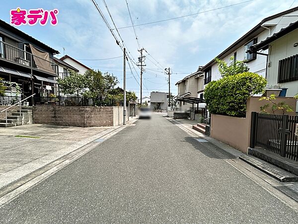 前面道路：北西側