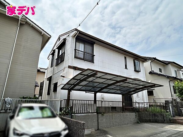 住宅ローンにご不安のあるお客様も、まずはお気軽にご相談ください。お客様に最適な資金計画と金融機関をご案内いたします。ご希望やご状況をお伺いしながら、無理のない返済計画をご提案いたします。
