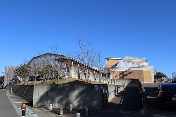 東部中学校（2700m）
