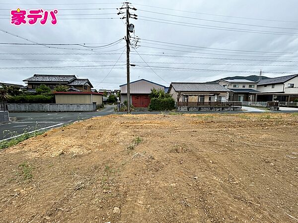 地域に密着した不動産会社として、お客様のニーズに合わせた住まい探しを、経験豊富なスタッフが丁寧にサポートいたします。住まいに関することはお気軽にご相談ください！