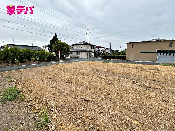 現地や周辺環境もあわせてご確認いただけます。現地ご案内いたします。お気軽にお問い合わせください。実際の陽当たりや前面道路、周辺の環境などもぜひ現地でご確認ください。スタッフが丁寧にご案内いたします。