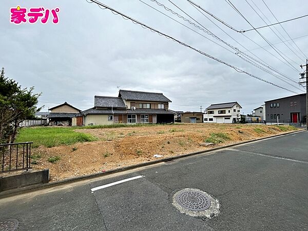 住宅ローンにご不安のあるお客様も、まずはお気軽にご相談ください。お客様に最適な資金計画と金融機関をご案内いたします。ご希望やご状況をお伺いしながら、無理のない返済計画をご提案いたします。