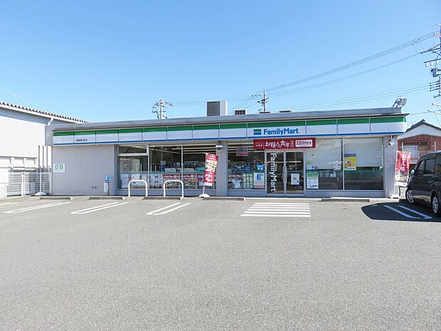 ファミリーマート豊橋西口町店（230m）