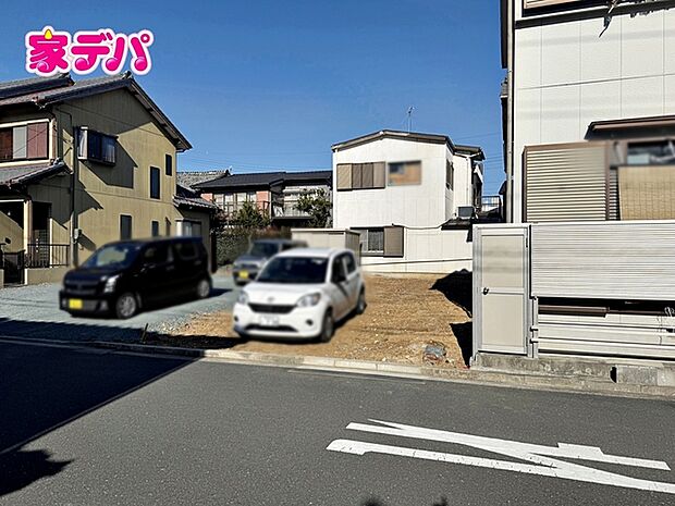 現地や周辺環境もあわせてご確認いただけます。現地ご案内いたします。お気軽にお問い合わせください。実際の陽当たりや前面道路、周辺の環境などもぜひ現地でご確認ください。スタッフが丁寧にご案内いたします。