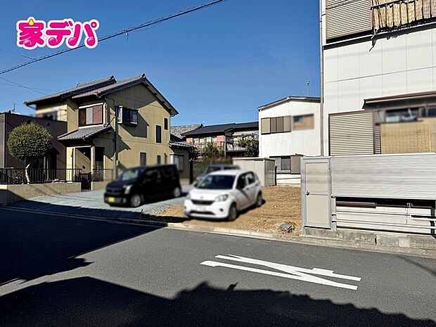 建築予定地です。ご見学希望のお客様につきましては同型同仕様の物件にご案内いたします。当日のご連絡でも対応いたします。お気軽に『家デパ』までお問い合わせ下さい!経験豊富なスタッフが対応いたします。